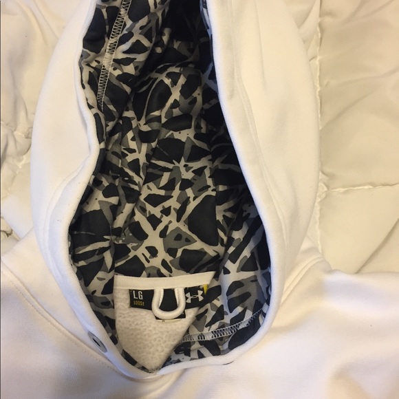 White with black and gray Camo Under Armour Hoodie - Picture 4 of 4